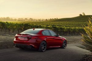 alfa-romeo-giulia_rsa_exterior-14_880x500