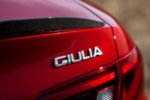 alfa-romeo-giulia_rsa_exterior-48_880x500