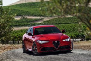 alfa-romeo-giulia_rsa_exterior-8_880x500