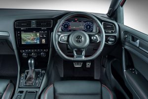 new-golf-gti-interior_001_880x500
